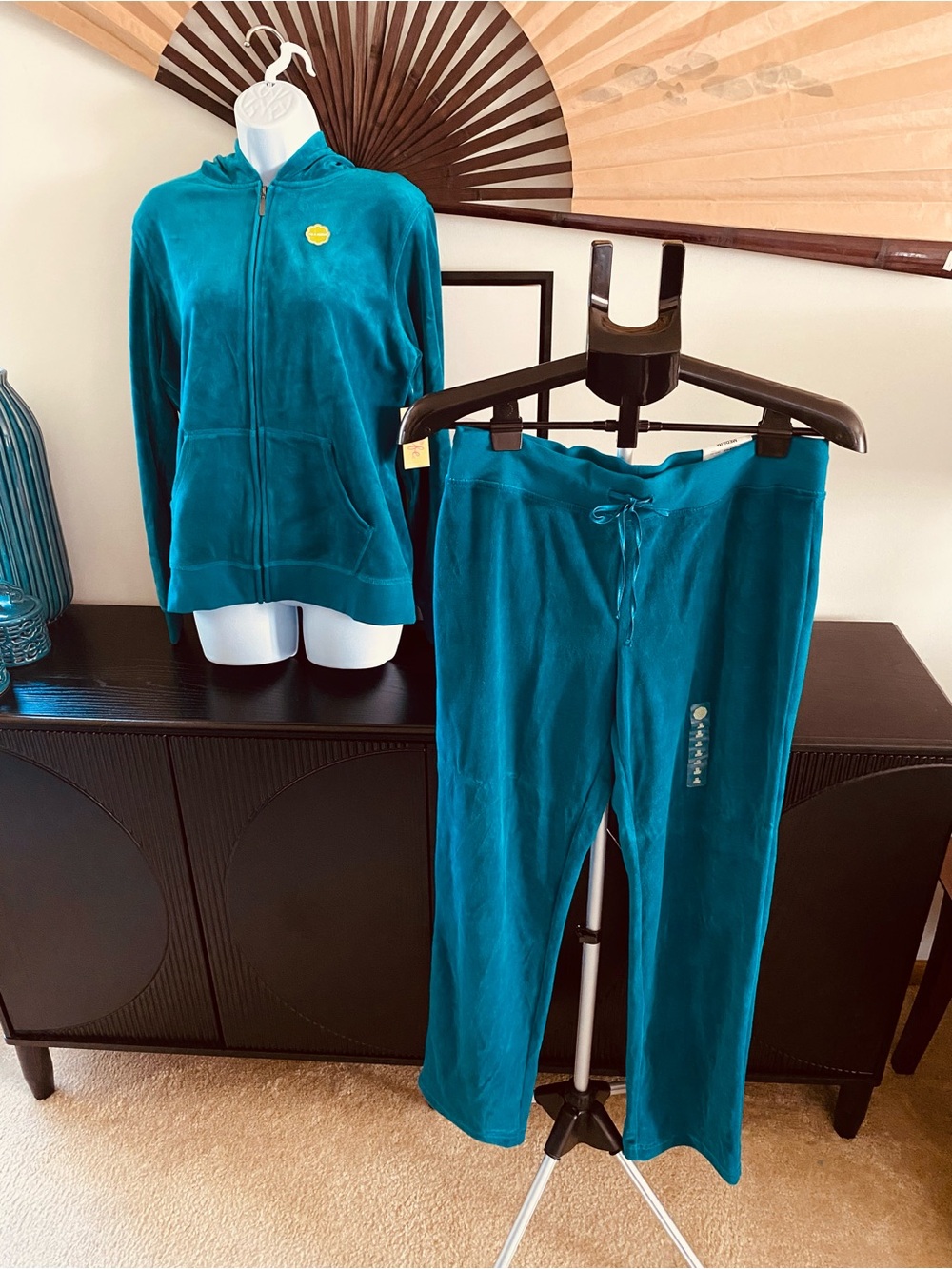 Vintage Y2K Made for Life Tahoe Teal Velour Hoodie and Drawstring Pants Set